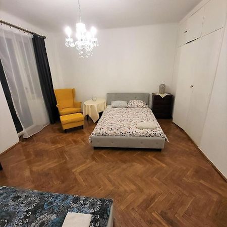 Apartroom Royal Near Plac Konstytucji Dnf Varsovia Exterior foto